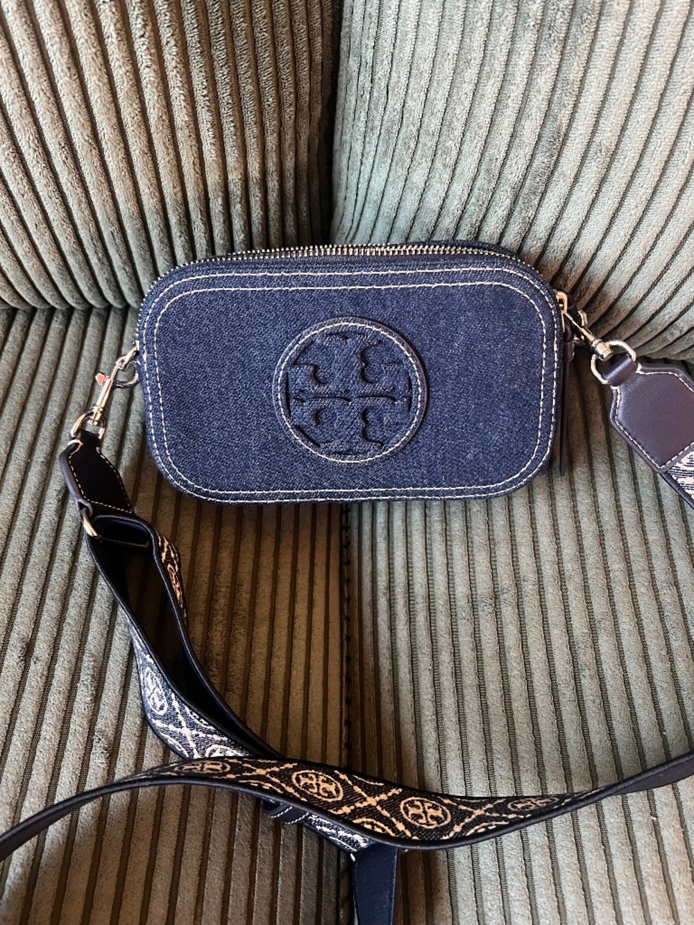 Tory Burch Mini Miller Crossbody Bag - Picture 1 of 6